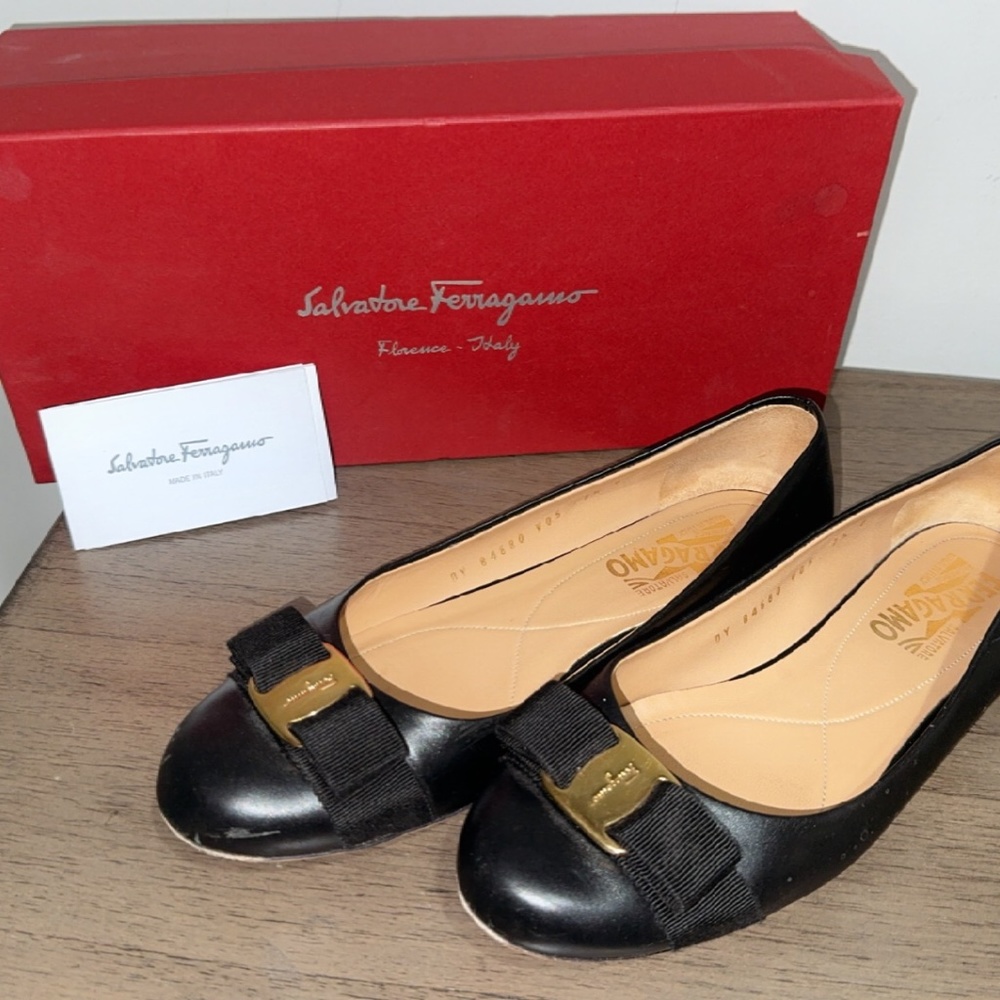 Salvatore Ferragamo Flats